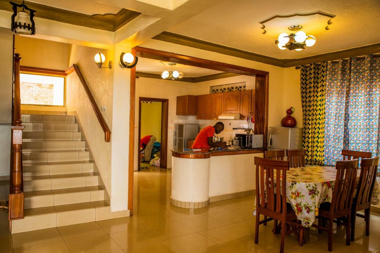 Kigali Castle Hostel Kültér fotó