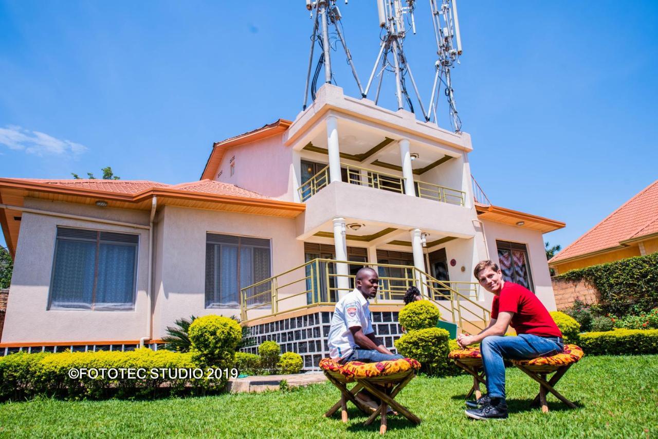 Kigali Castle Hostel Kültér fotó