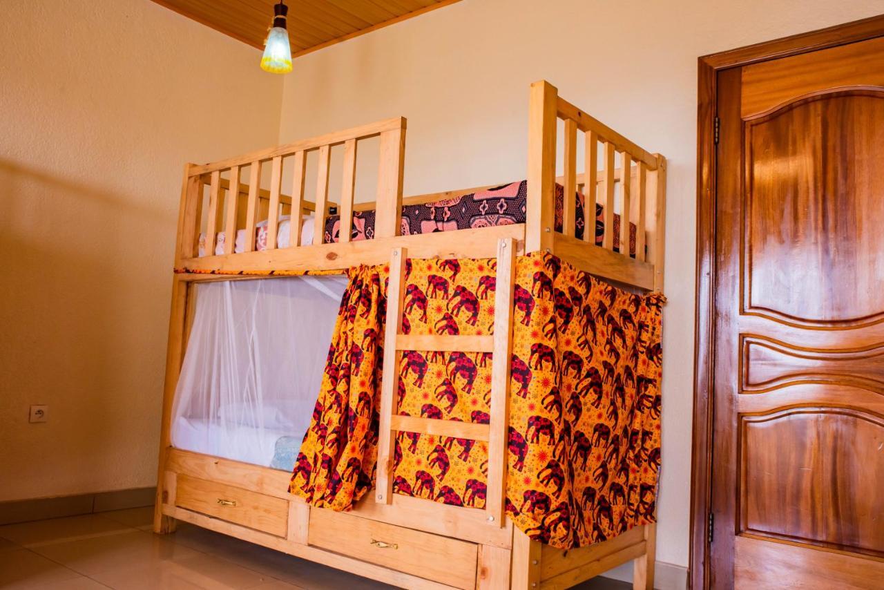 Kigali Castle Hostel Kültér fotó