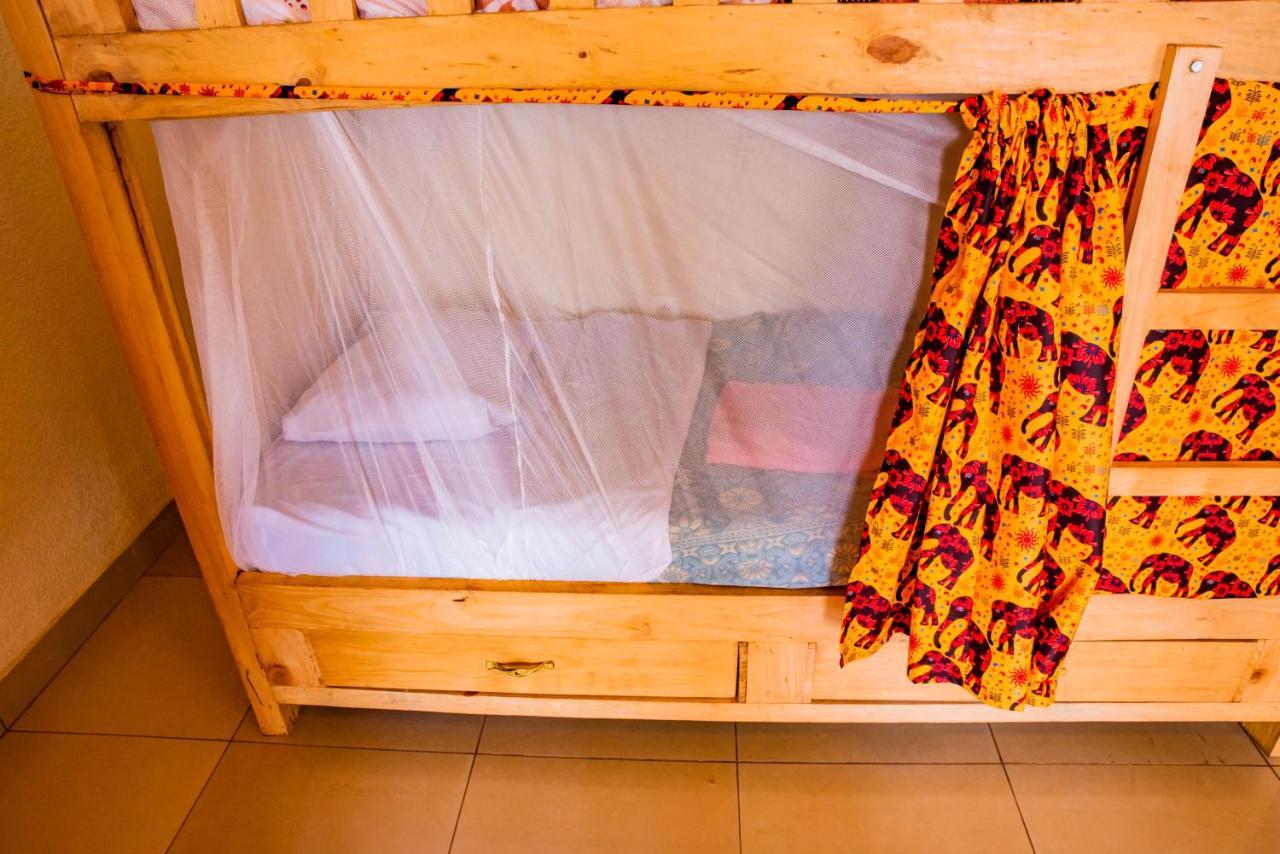 Kigali Castle Hostel Kültér fotó
